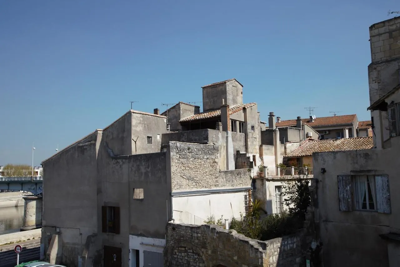 Laincel - Appartement lumineux le long du Rhône Arles
