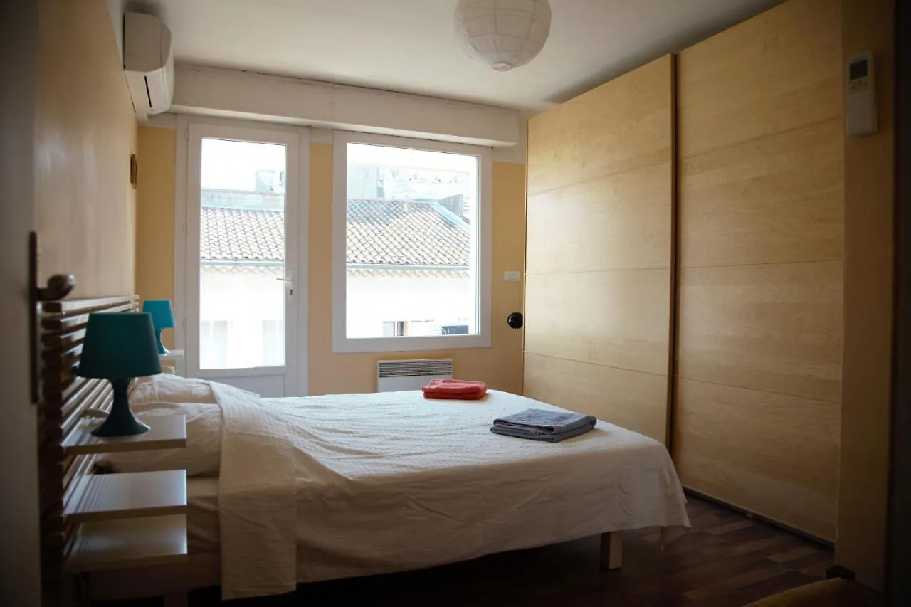 Laincel - Appartement lumineux le long du Rhône Arles 0*,